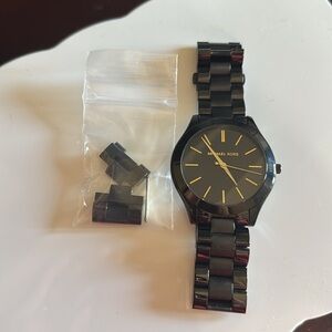 Michael Kors Unisex Slim Runway Black-Tone Stainless Steel Bracelet Watch 42mm